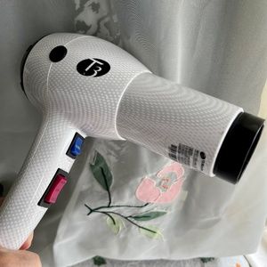 🌸 T3 Micro Professional Ionic Tourmaline Hair Dryer